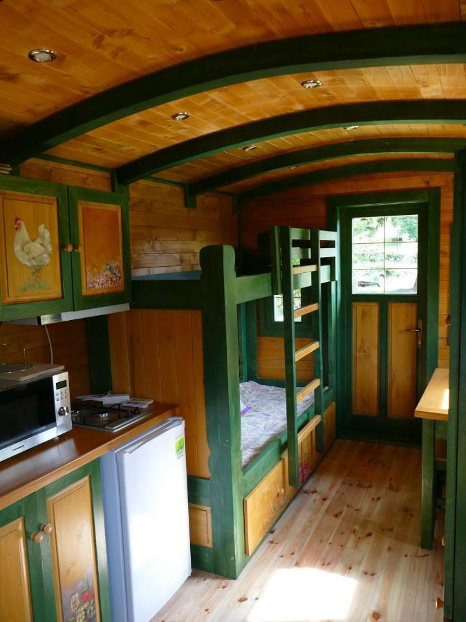 Roulotte Maisonthiers Blanot  Exteriör bild